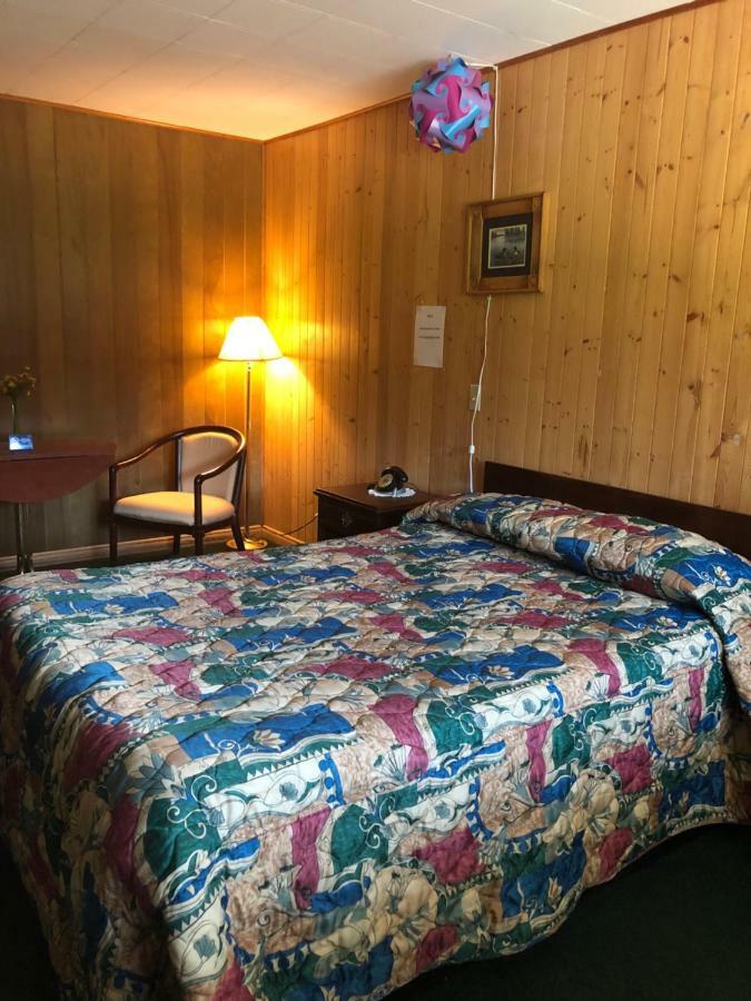 Alta Vista Motel McKerrow Екстер'єр фото